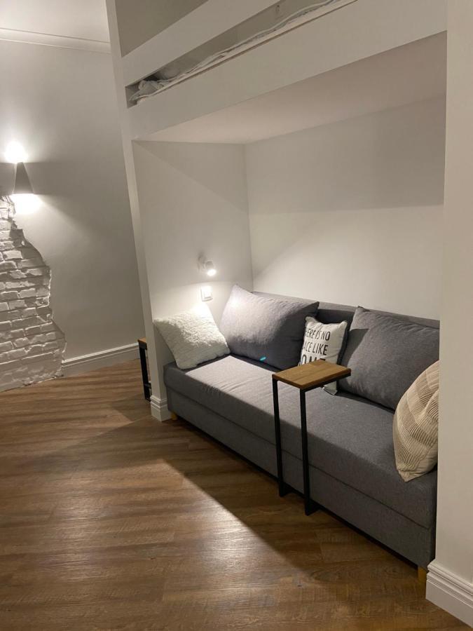 Romantic Apartment On Andriivskyi เคียฟ ภายนอก รูปภาพ